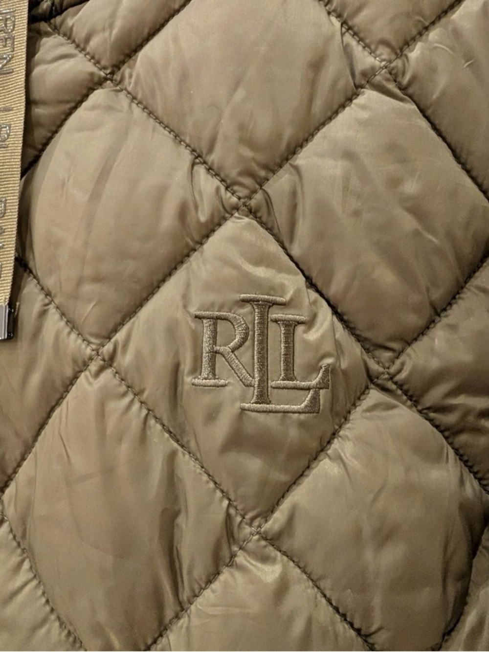 NWT Lauren Ralph Lauren Soft Puffer Hooded Recycled Jacket Olive Packable  Sz M - Picture 11 of 15